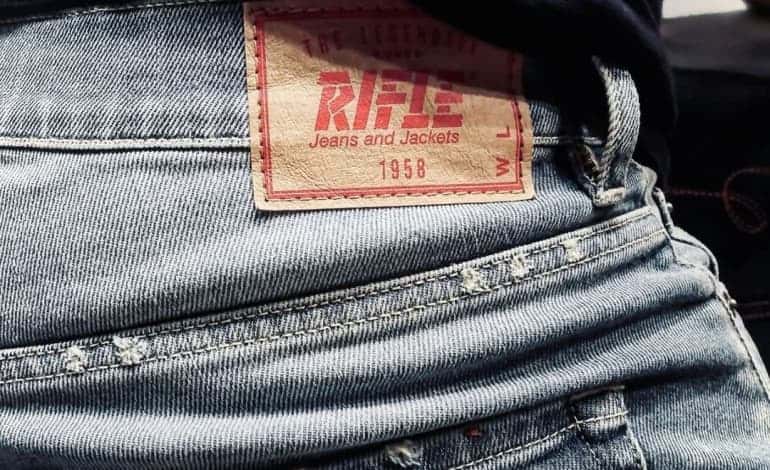 Rifle, jeans a 2 euro – Maxi svendita post fallimento